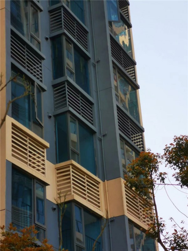 空调百叶窗